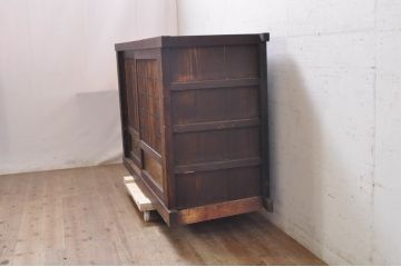 和製アンティーク　4.5尺　凛とした美しさが上品な和を演出してくれる近江水屋箪笥サイドボード(四尺、五尺、食器棚、戸棚、収納棚、サイドキャビネット)(R-068361)