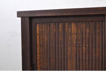 和製アンティーク　4.5尺　凛とした美しさが上品な和を演出してくれる近江水屋箪笥サイドボード(四尺、五尺、食器棚、戸棚、収納棚、サイドキャビネット)(R-068361)