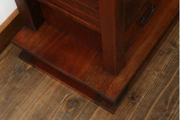 中古　高級品!!　指物工芸家具　総欅(ケヤキ)材　漆塗り　隠し引き出し付きの重厚な飾り棚(茶棚、違い棚、茶箪笥、茶タンス、戸棚)(定価推定約100万円)(R-068363)