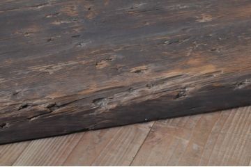 DIYTなどにおすすめ!　松材　味のある風合いが魅力的な古材(テーブル、展示台、陳列台、作業台、天板、材料、資材)(R-068370)