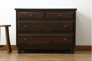 中古　美品　松本民芸家具　ドレッサーリメイク　シックな色合いが落ち着いた雰囲気を醸し出すサイドボード(サイドチェスト、ドレッシングチェスト、引き出し、テレビ台、テレビボード)(R-068376)