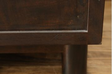 中古　美品　松本民芸家具　ドレッサーリメイク　シックな色合いが落ち着いた雰囲気を醸し出すサイドボード(サイドチェスト、ドレッシングチェスト、引き出し、テレビ台、テレビボード)(R-068376)