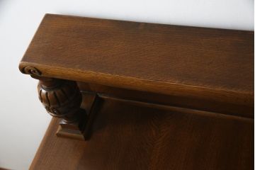 イギリスアンティーク　オーク材　細部まで凝ったつくりが目を引くサイドボード(サイドキャビネット、収納棚、戸棚、英国)(R-068377)