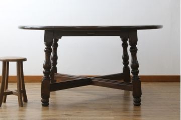 中古　美品　特大!!　特注　松本民芸家具　クラシカルな雰囲気が漂うE型ラウンドテーブル(ダイニングテーブル、丸テーブル、4人掛け)(R-068378)