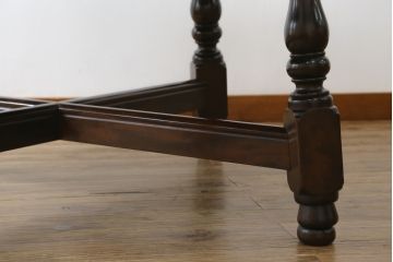 中古　美品　特大!!　特注　松本民芸家具　クラシカルな雰囲気が漂うE型ラウンドテーブル(ダイニングテーブル、丸テーブル、4人掛け)(R-068378)