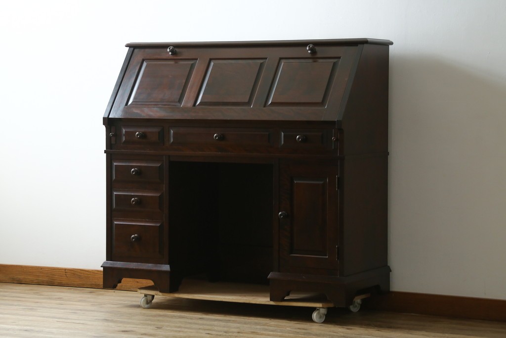 中古　絶版品　北海道民芸家具　風格漂う両袖ライティングビューロー　(R-068379)