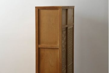 和製ビンテージ　民芸家具　上質な和の空間づくりにおすすめの置き水屋(置水屋、茶水屋、戸棚、茶棚、収納棚、ヴィンテージ)(R-068383)