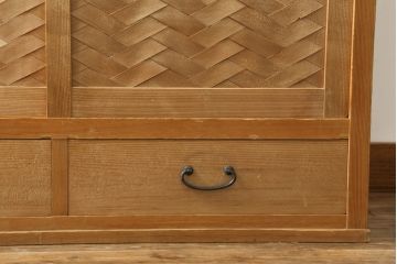 和製ビンテージ　民芸家具　上質な和の空間づくりにおすすめの置き水屋(置水屋、茶水屋、戸棚、茶棚、収納棚、ヴィンテージ)(R-068383)