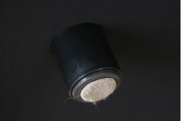 中古　美品　arflex(アルフレックス)　GRAN(グラン)　サイドテーブル付き　レーザーとファブリックの組み合わせがお洒落なクッション付きシステムソファ(本革、カウチソファ、コーナーソファ、ラウンドソファ、アームソファ)(R-068386)