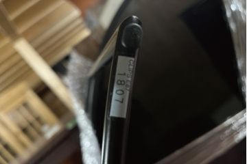 中古　美品　arflex(アルフレックス)　CLIPS(クリップス)　CPS-E87BK(BKG)　ブラックのカラーガラスが格好いいセンターテーブル(丸テーブル、ラウンドテーブル、ローテーブル、リビングテーブル)(定価約29万8千円)(R-068387)