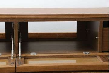 中古　美品　アクタス取扱い　ジョンリビング(jon Living) RIMO 200AV-board　シンプルなデザインが取り入れやすいテレビ台(ローボード、テレビボード、TVボード、サイドボード、サイドキャビネット、収納棚、リビングボード)(R-068396)