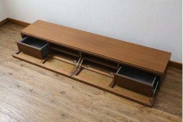 中古　美品　アクタス取扱い　ジョンリビング(jon Living) RIMO 200AV-board　シンプルなデザインが取り入れやすいテレビ台(ローボード、テレビボード、TVボード、サイドボード、サイドキャビネット、収納棚、リビングボード)(R-068396)