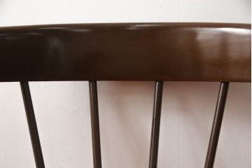 和製ビンテージ　希少デザイン!!　飛騨産業　キツツキ　重厚感ある佇まいと洗練されたデザインが美しいアームチェア(ダイニングチェア、椅子、イス、ヴィンテージ)(R-068398)