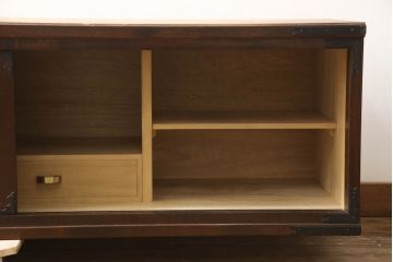 中古　美品　国産　上品な雰囲気を醸し出す民芸箪笥ローボード(テレビ台、テレビボード、収納棚)(R-068399)