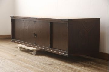 中古　美品　国産　上品な雰囲気を醸し出す民芸箪笥ローボード(テレビ台、テレビボード、収納棚)(R-068399)