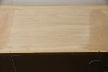 中古　美品　国産　重厚感ある金具が魅力的な民芸箪笥ローチェスト(サイドボード、サイドチェスト、ローボード、テレビ台、テレビボード、収納棚)(R-068400)