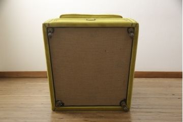 中古　新品未使用　グッチ(GUCCI)　ポーターズチェア　グッチデコール　自分だけの特別な空間を演出できる引き出し付きアームソファ(1人掛けソファ、一人掛け、1P)(定価約198万円)(R-068401)