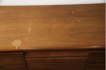 イギリスビンテージ　White&Newton社製(ホワイト&ニュートン)　Lloyd's Antiques(ロイズ・アンティークス)取り扱い　ローズウッド材　洗練された美しいデザインが魅力的なサイドボード(サイドキャビネット、リビングボード、テレビ台、テレビボード、収納棚、戸棚、英国、ヴィンテージ)(R-068403)