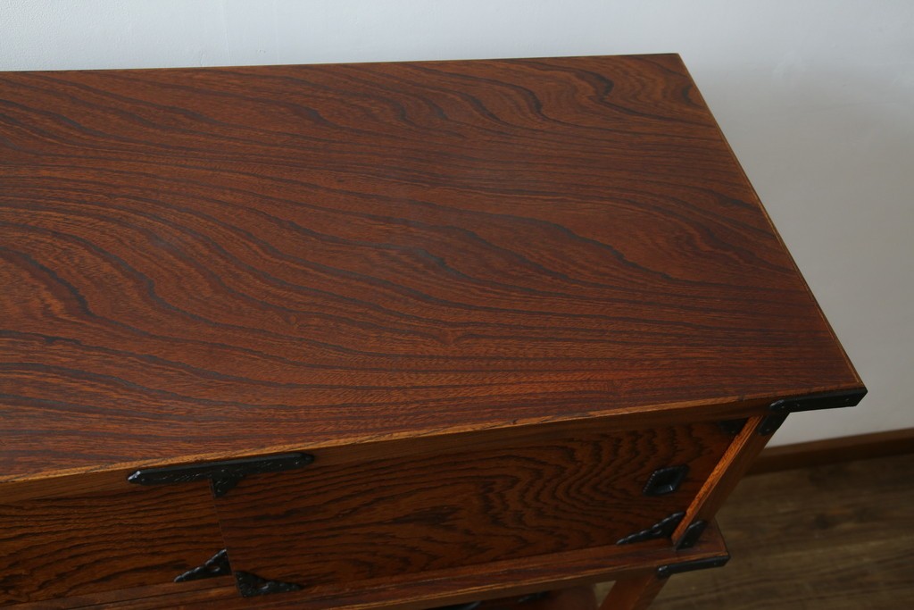 和製ヴィンテージ　岩谷堂箪笥　力強い杢目が上質な和を演出する飾り棚　(R-068405)