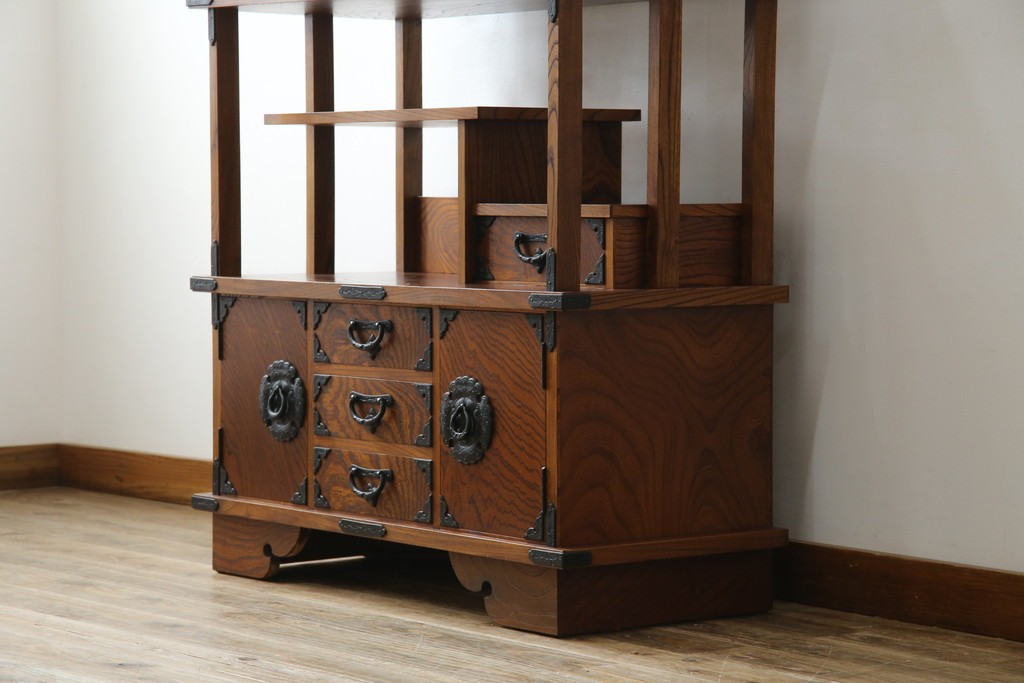 和製ヴィンテージ　岩谷堂箪笥　力強い杢目が上質な和を演出する飾り棚　(R-068405)