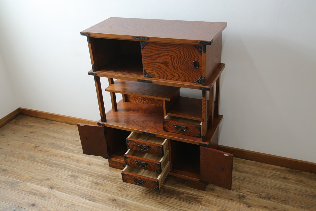 和製ヴィンテージ　岩谷堂箪笥　力強い杢目が上質な和を演出する飾り棚　(R-068405)