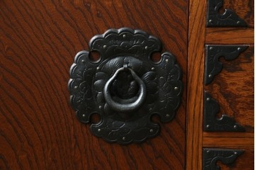 和製ヴィンテージ　岩谷堂箪笥　力強い杢目が上質な和を演出する飾り棚　(R-068405)