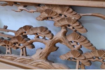 アンティーク建具　松の木と風情ある風景の彫刻が美しい両面彫刻欄間2枚セット(明り取り、明かり取り)(R-068411)