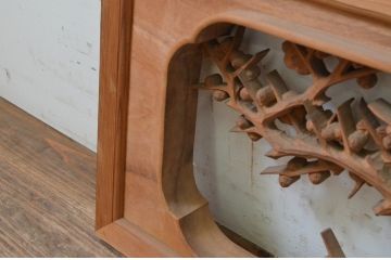 アンティーク建具　井波彫刻　土田秀雄作　迫力ある松竹梅が美しい両面彫刻欄間2枚セット(明り取り、明かり取り、在銘)(R-068415)