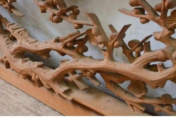 アンティーク建具　井波彫刻　土田秀雄作　迫力ある松竹梅が美しい両面彫刻欄間2枚セット(明り取り、明かり取り、在銘)(R-068415)