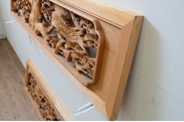 アンティーク建具　井波彫刻　茂一刀　躍動感あふれる鶴と松が素晴らしい両面彫刻欄間2枚セット(明り取り、明かり取り、在銘)(R-068418)