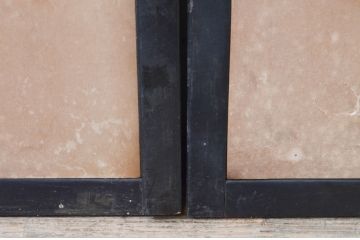 アンティーク建具　引き手のデザインが魅力的なふすま2枚セット(引き戸、ふすま戸、襖、窓)(R-068421)