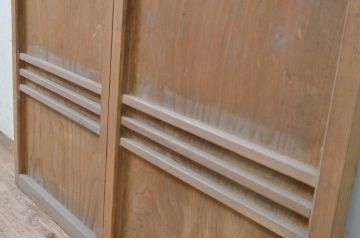 アンティーク建具　温かみのある木味が魅力の板戸窓2枚セット(引き戸)(R-068425)