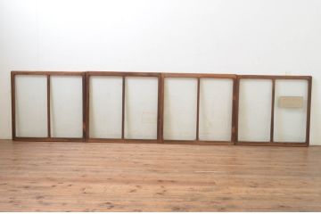 アンティーク建具　総欅(ケヤキ)材　お部屋に取り入れやすいシンプルなガラス窓4枚セット(引き戸、ガラス戸)(R-068429)