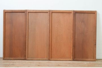 アンティーク建具　枠栗材　鏡板杉材の美しい漆塗り板戸窓4枚セット(引き戸)(R-068430)