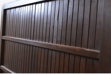 アンティーク建具　風情ある佇まいが魅力的な格子戸1枚(引き戸、玄関戸)(R-068442)