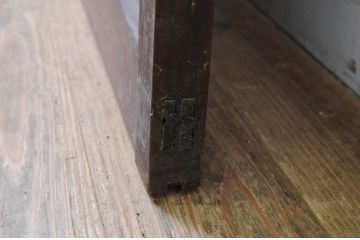 アンティーク建具　風情ある佇まいが魅力的な格子戸1枚(引き戸、玄関戸)(R-068442)