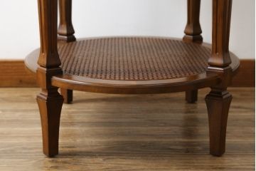 中古　美品!!　DREXEL HERITAGE(ドレクセルヘリテイジ)　Cameo Classics(キャメオクラシックス)　上品な佇まいが魅力の引き出し付きサイドテーブル(ナイトテーブル、エンドテーブル、ローテーブル、花台、飾り台)(R-068479)
