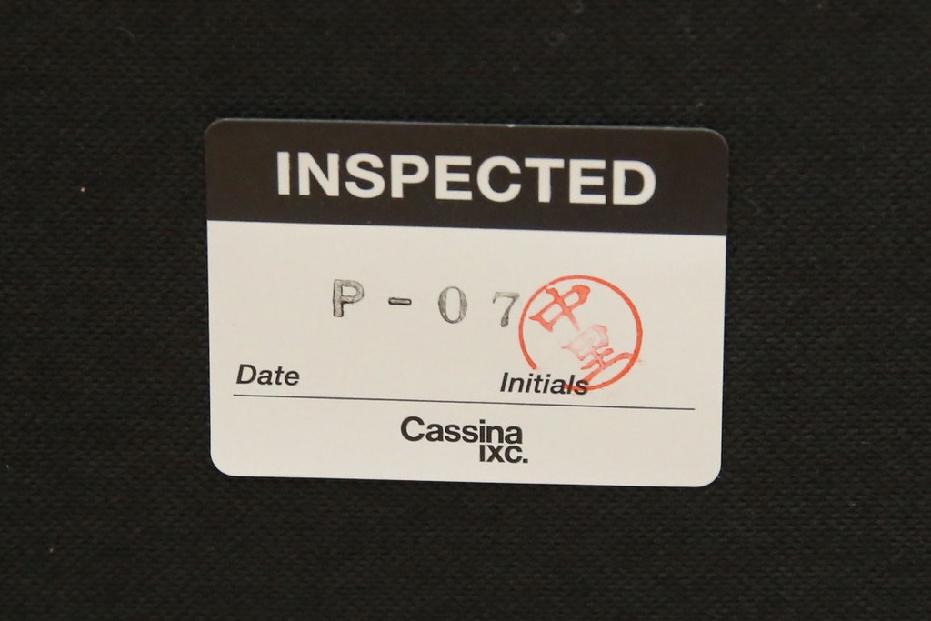 中古　美品　Cassinaixc.(カッシーナイクスシー)　PHILIPPE HUREL(フィリップ・ユーレル)　インウッド(INWOOD)　FZZランク　洗練された佇まいの1人掛けソファ　定価約60万円　(R-068489)