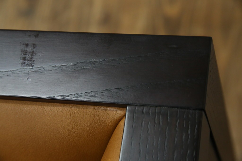 中古　美品　Cassinaixc.(カッシーナイクスシー)　PHILIPPE HUREL(フィリップ・ユーレル)　インウッド(INWOOD)　FZZランク　洗練された佇まいの1人掛けソファ　定価約60万円　(R-068489)