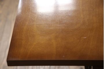 中古　国会議事堂納品の高級家具メーカー　徳田家具　特徴的な脚のデザインが目を引くクラシカルなスツール付きドレッサー(デスク、ライティングビューロー、在宅用、在宅ワーク用、チェア、椅子、イス)(R-068490)