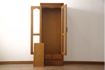 中古　美品　横浜クラシック家具　ダニエル(daniel)　温もりを感じる色合いとクラシカルな佇まいが魅力のブックケース(本箱、収納棚、キャビネット、飾り棚)(R-068502)