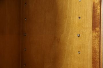 中古　美品　横浜クラシック家具　ダニエル(daniel)　温もりを感じる色合いとクラシカルな佇まいが魅力のブックケース(本箱、収納棚、キャビネット、飾り棚)(R-068502)