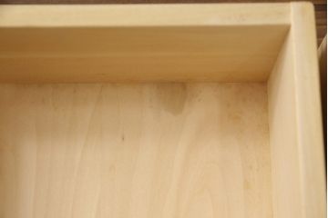 中古　美品　横浜クラシック家具　ダニエル(daniel)　温もりを感じる色合いとクラシカルな佇まいが魅力のブックケース(本箱、収納棚、キャビネット、飾り棚)(R-068502)