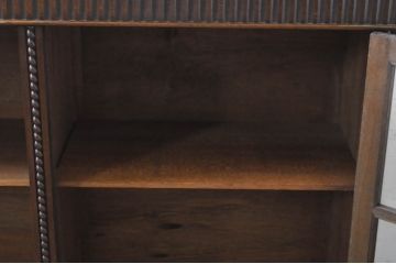 和製アンティーク　神戸洋家具　ボールフット　クラシカルな雰囲気漂うサイドボード(サイドキャビネット、ブックケース、収納棚、戸棚、飾り棚、本箱)(R-068503)