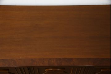 中古　DREXEL HERITAGE(ドレクセルヘリテイジ)　FRANCESCA(フランチェスカ)　マホガニー材　クラシカルな佇まいが美しいサイドボード(クレデンザ、クリデンザ、収納棚、戸棚、サイドキャビネット)(R-068504)