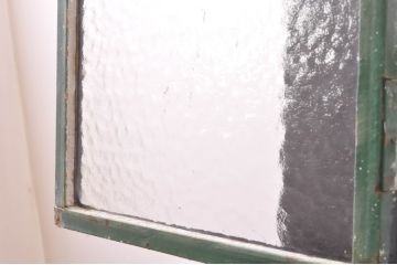 海外アンティーク　ペイント仕上げ限定　凝ったデザインのアイアンフェンス入り鉄製ドア1枚と明かり取り1枚セット(建具、鉄扉、明り取り)(R-068505)
