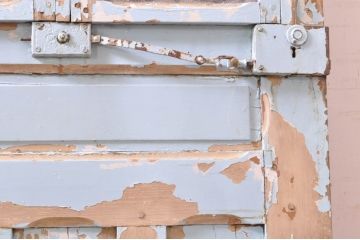 海外アンティーク　ペイント仕上げ限定　品格のあるデザインのアイアンフェンス入りドア1枚(建具、木製扉)(R-068510)