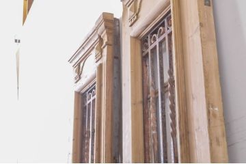 海外アンティーク　パイン材　小洒落たデザインのアイアンフェンス入り両開きドア1対2枚セット(建具、木製扉)(R-068513)