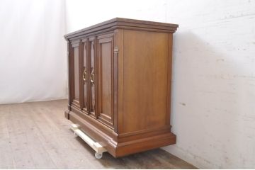 中古　美品　DREXEL HERITAGE(ドレクセルヘリテイジ)　FRANCESCA(フランチェスカ)シリーズ　拡張式の天板が付いたサイドボード(サーバー、カウンター、収納棚)(R-068520)