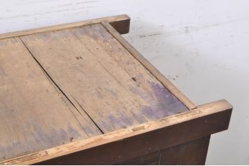 和製アンティーク　上手物!　前面に檜(ヒノキ)材・欅(ケヤキ)材・黒柿材が使われた凝ったデザインと凝った造り込みが魅力の近江水屋箪笥サイドボード(食器棚、戸棚、収納棚、引き出し)(R-068525)